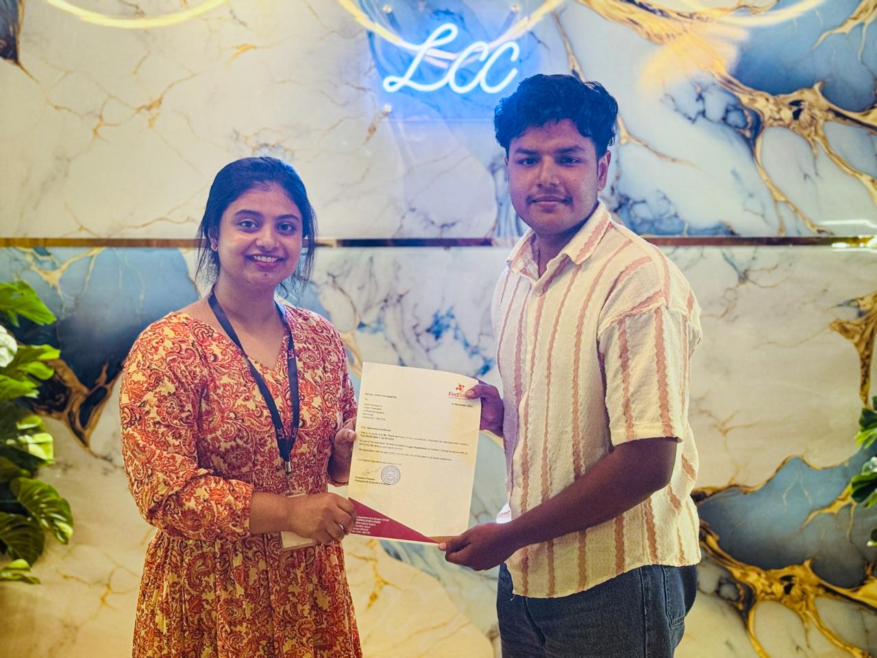 Certificate distribution to students